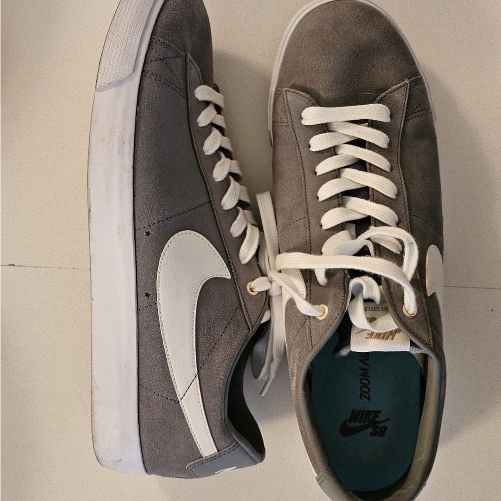Nike SB Grant Taylor Gray and White Classic Skate Sneakers, worn one time